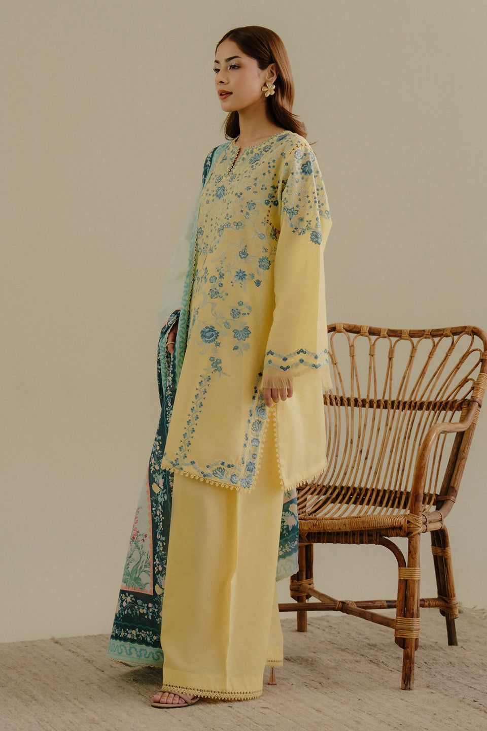 COCO By ZARA SHAHJAHAN Velin-7B